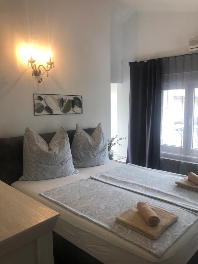 Grey Pearl With Free Ev Ch-Station Apartment Valbandon Екстериор снимка
