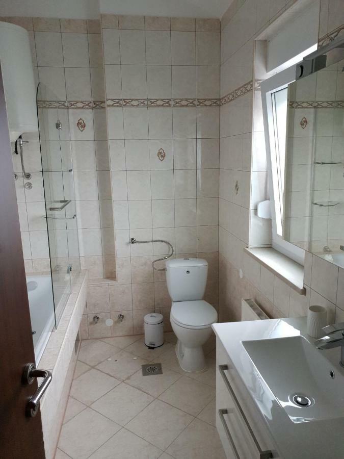 Grey Pearl With Free Ev Ch-Station Apartment Valbandon Екстериор снимка