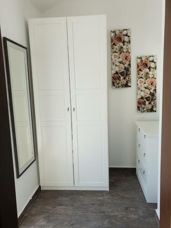 Grey Pearl With Free Ev Ch-Station Apartment Valbandon Екстериор снимка